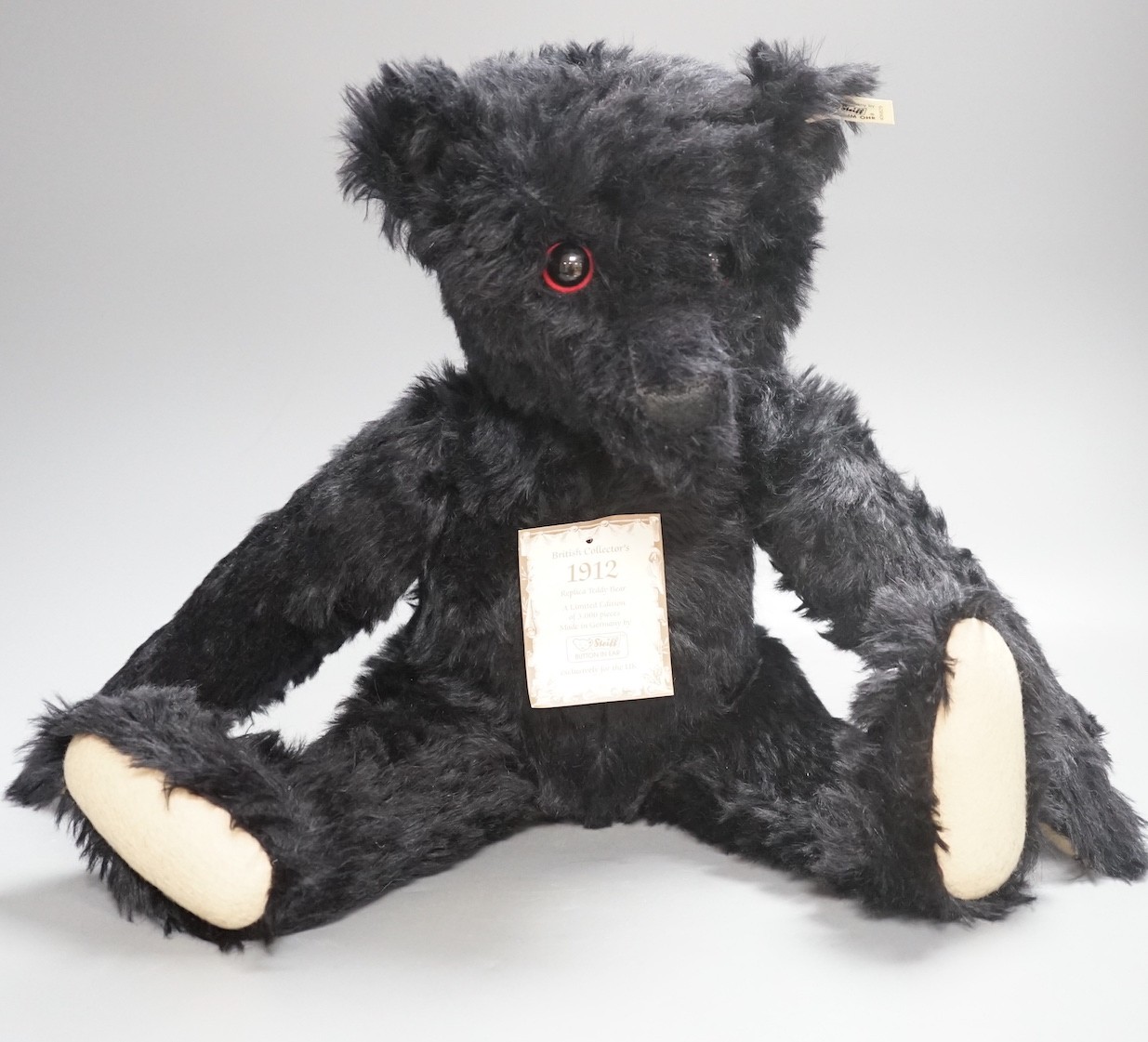 Steiff Replica Titanic Bear, No.228, box and certificate